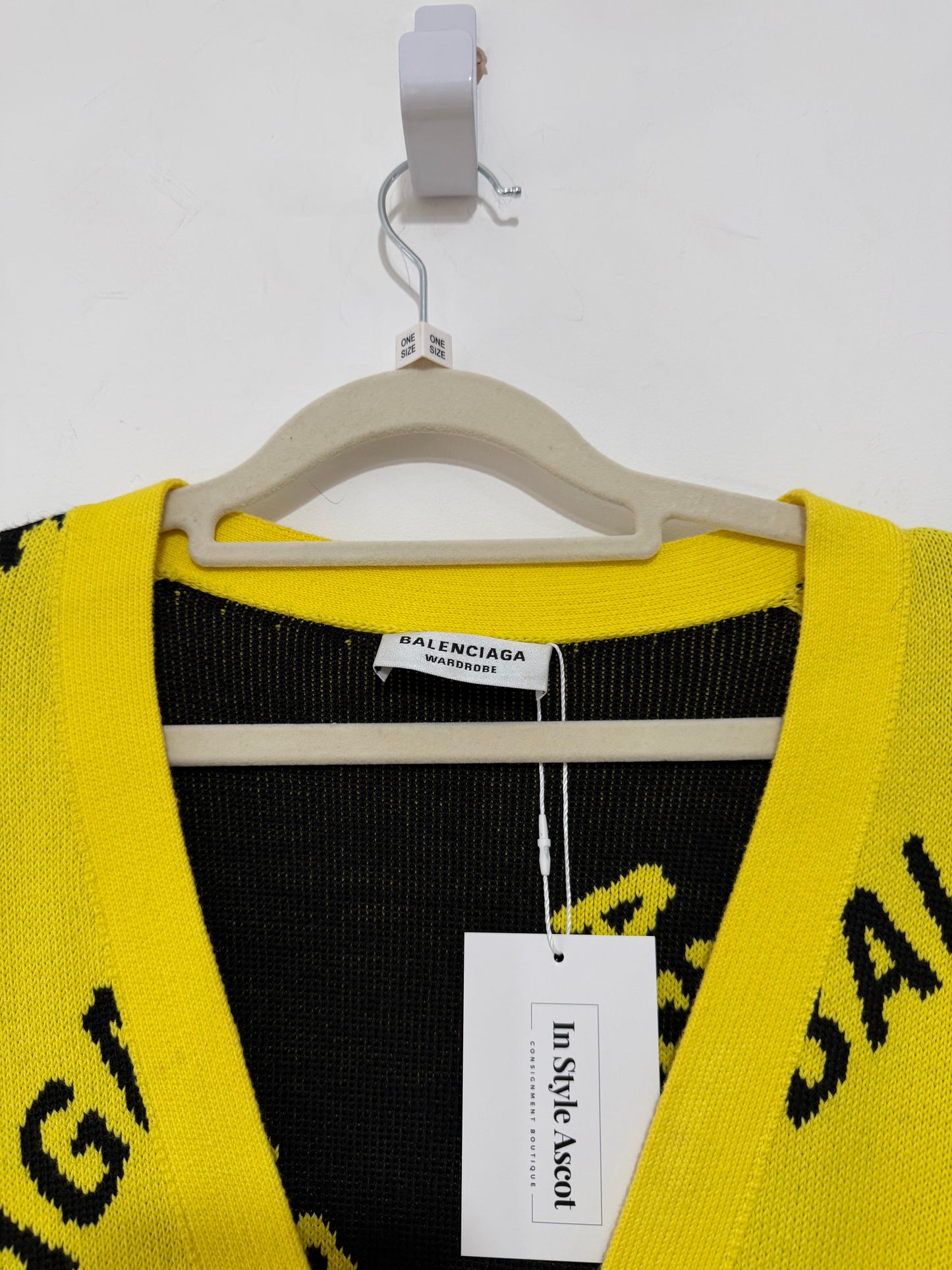 Preloved, Yellow Balenciaga Oversized Cardigan, Logo Intarsia-Knit Cardigan - Yellow, Size XS