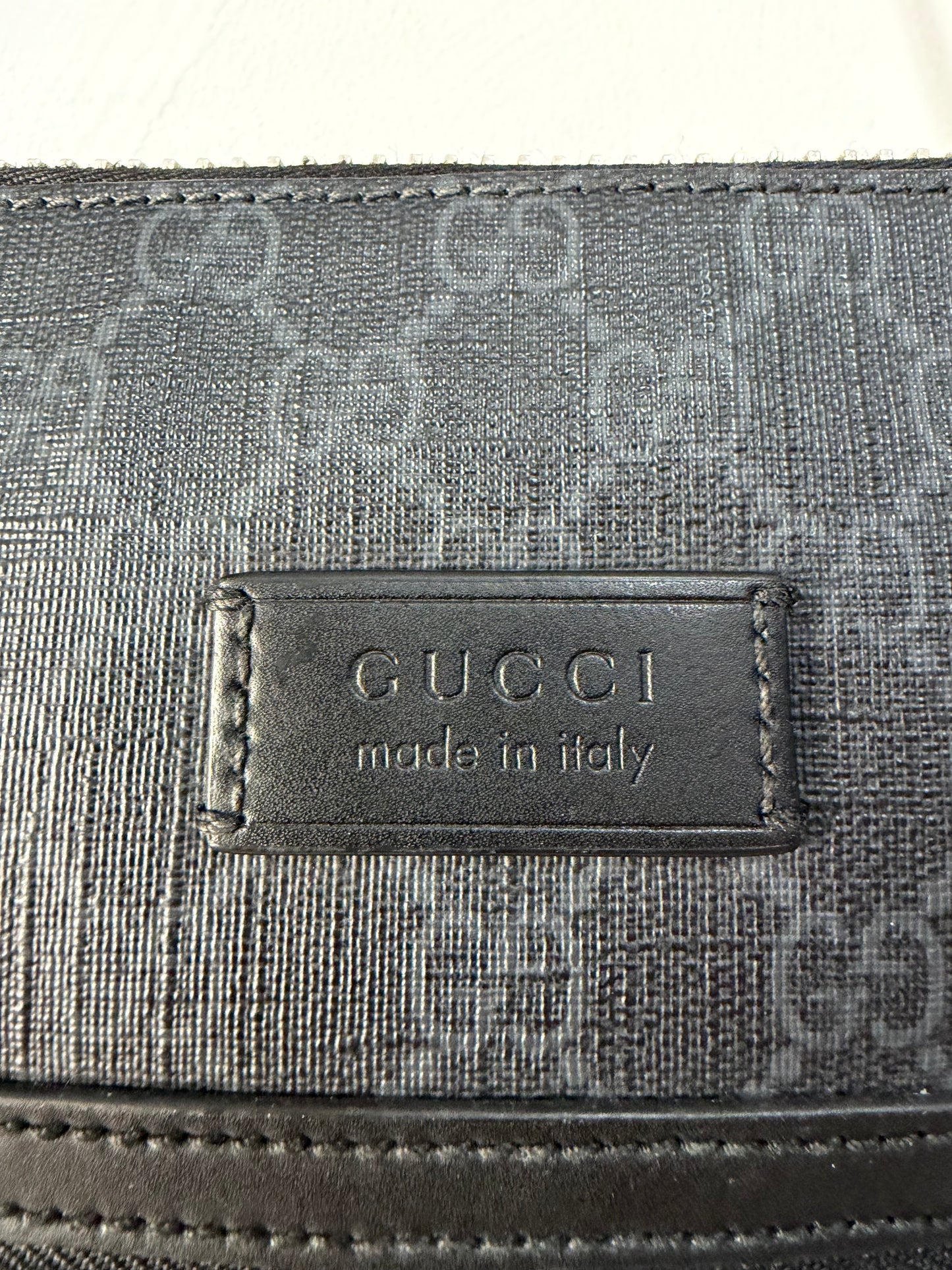 Preloved, GG monogram Gucci Messenger Man Bag