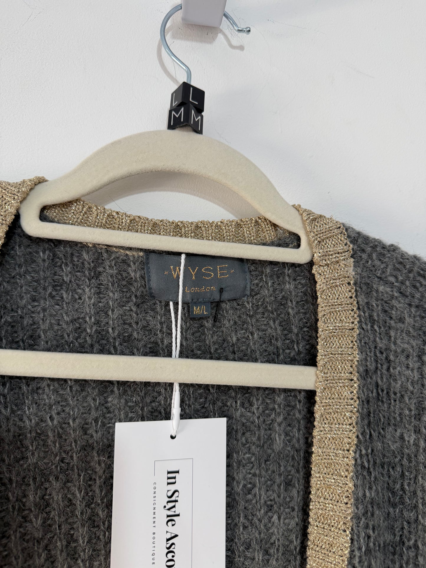 Preloved Wyse Cardigan Size M/L Grey and Gold