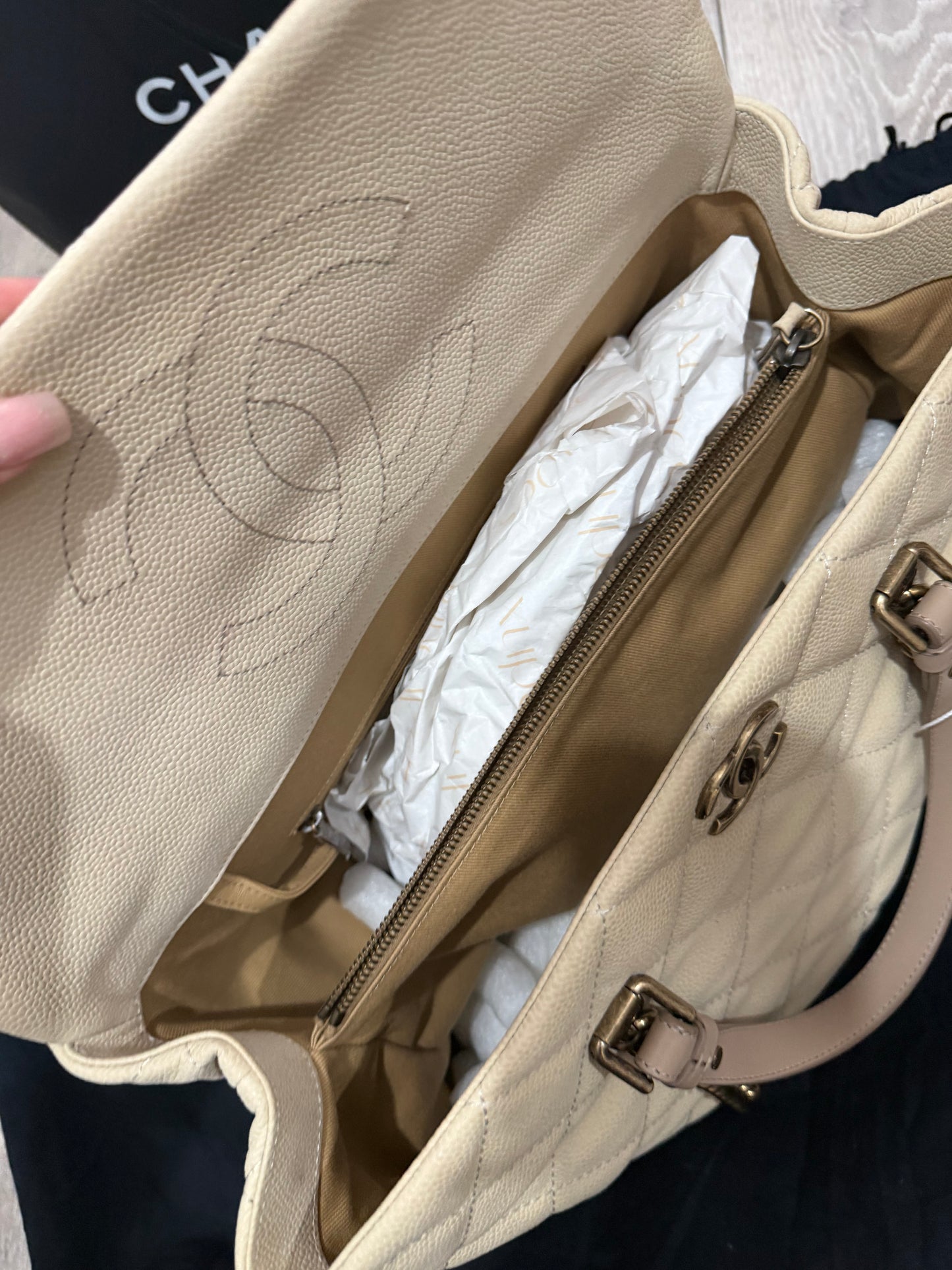 Pre-owned Cream Chanel Handbag, shoulder and handle 14 by 10inch by 7inch