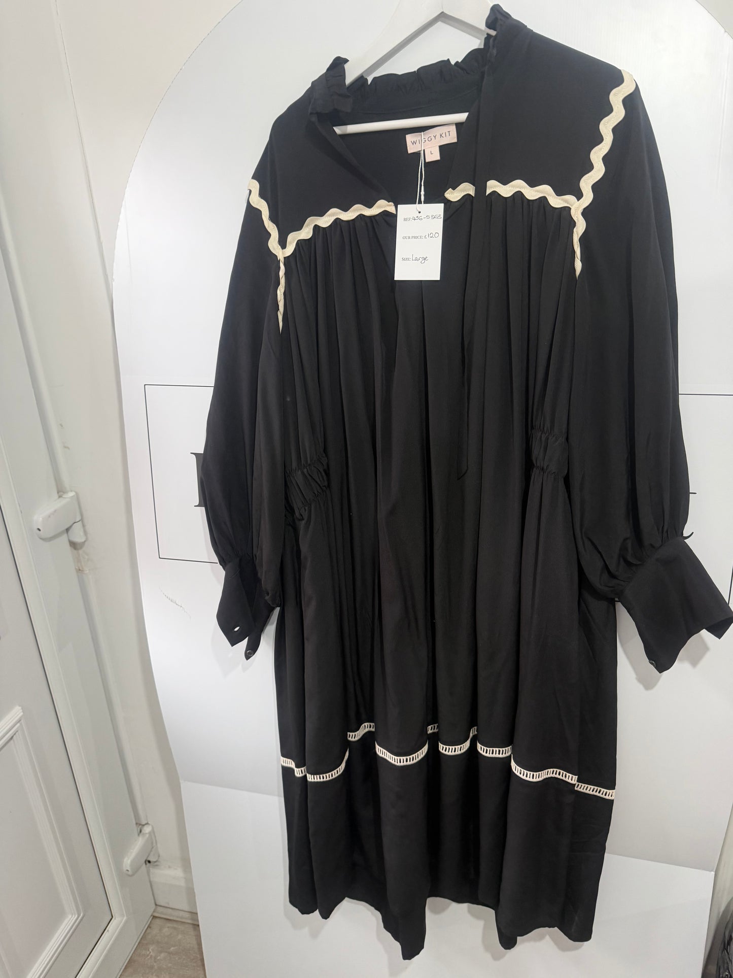 Black Wiggy Kit Dress, Size Large
