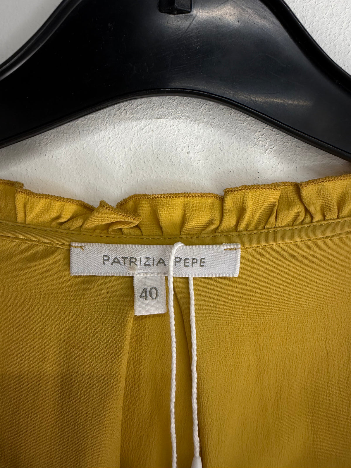 Preloved Patrizia Pepe Blouse Size 12 Yellow