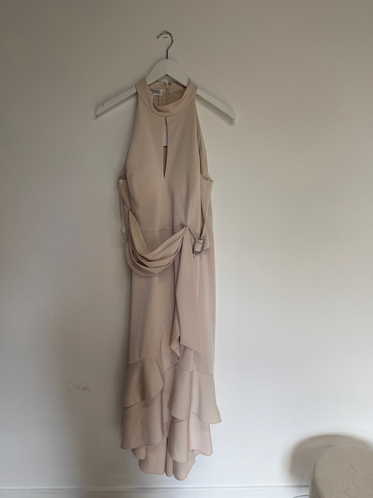 Preloved Veronmia Occasions Dress Size 16 Cream