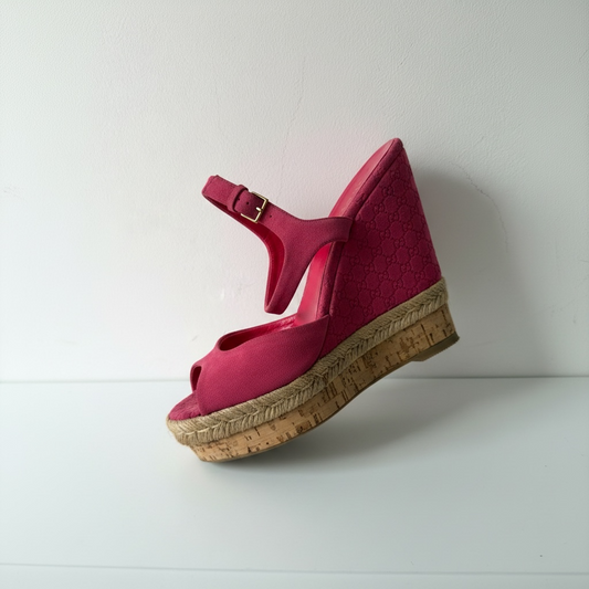 Preloved, Pink Gucci Wedges, Size 37