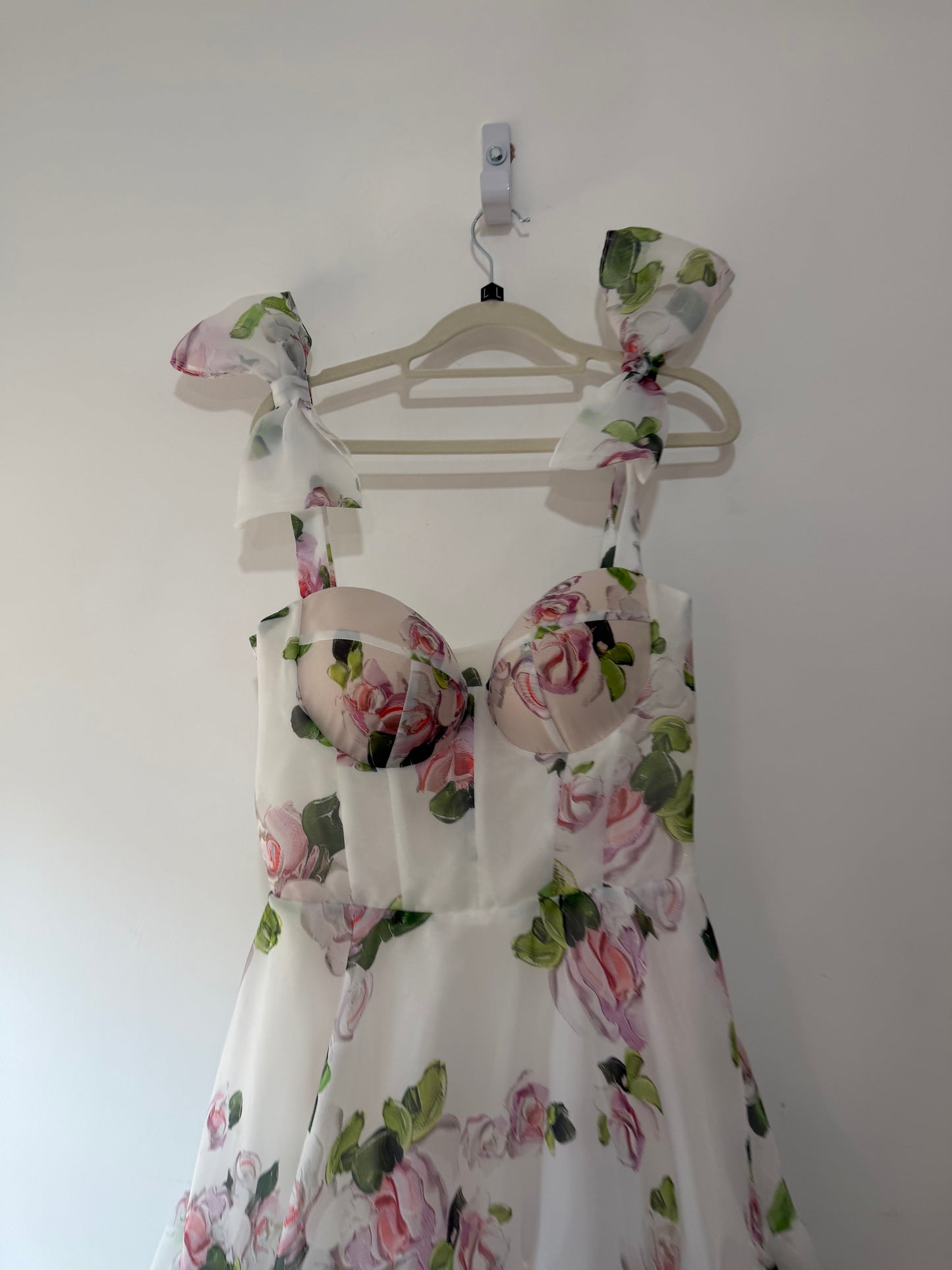 Preloved, White/Floral Its Milla Dress Brand New Dress, Size L (M/L)