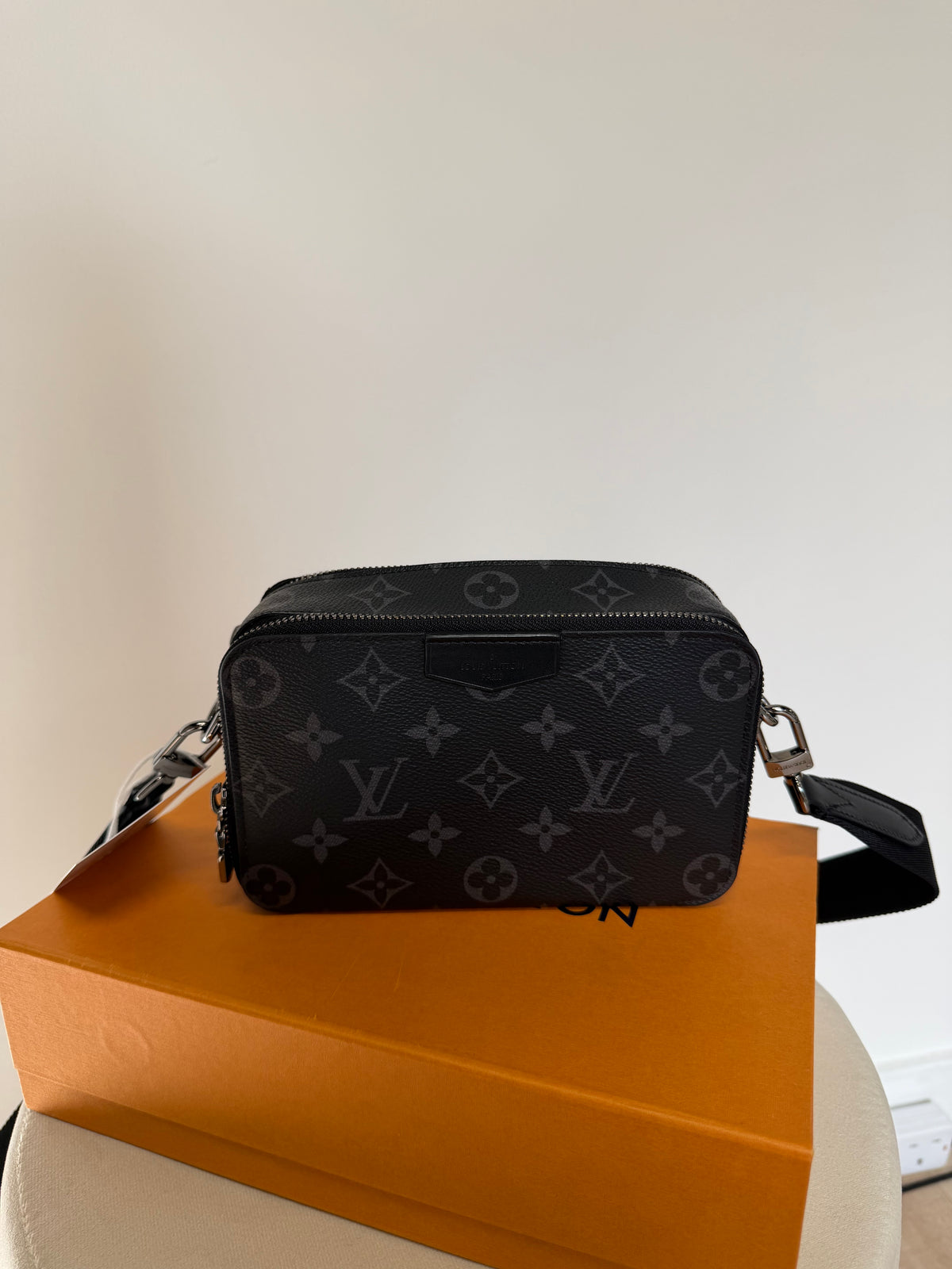 Preloved Louis Vuitton Handbag Preowned Black and White