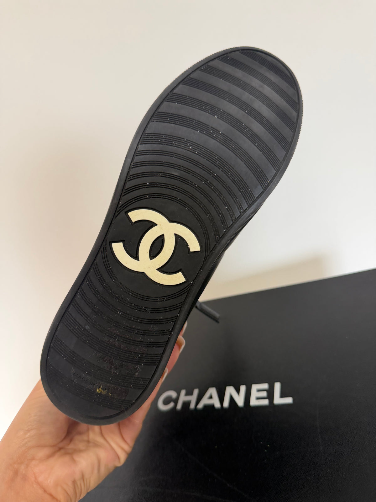 Preloved Chanel Trainers EU 38 - UK 5 Black