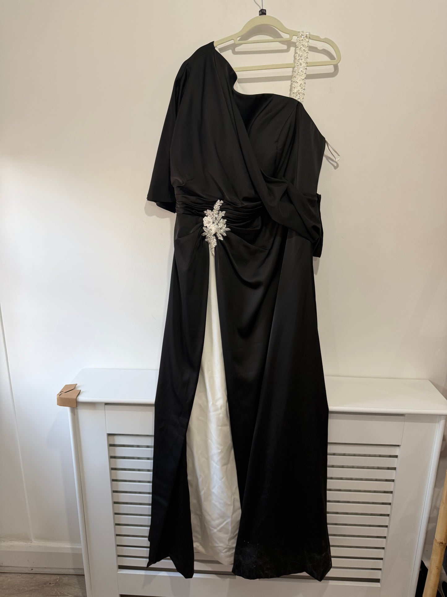 Pre-owned, Brand New Black and White Missacc Evening Dress Gown, Size XXL