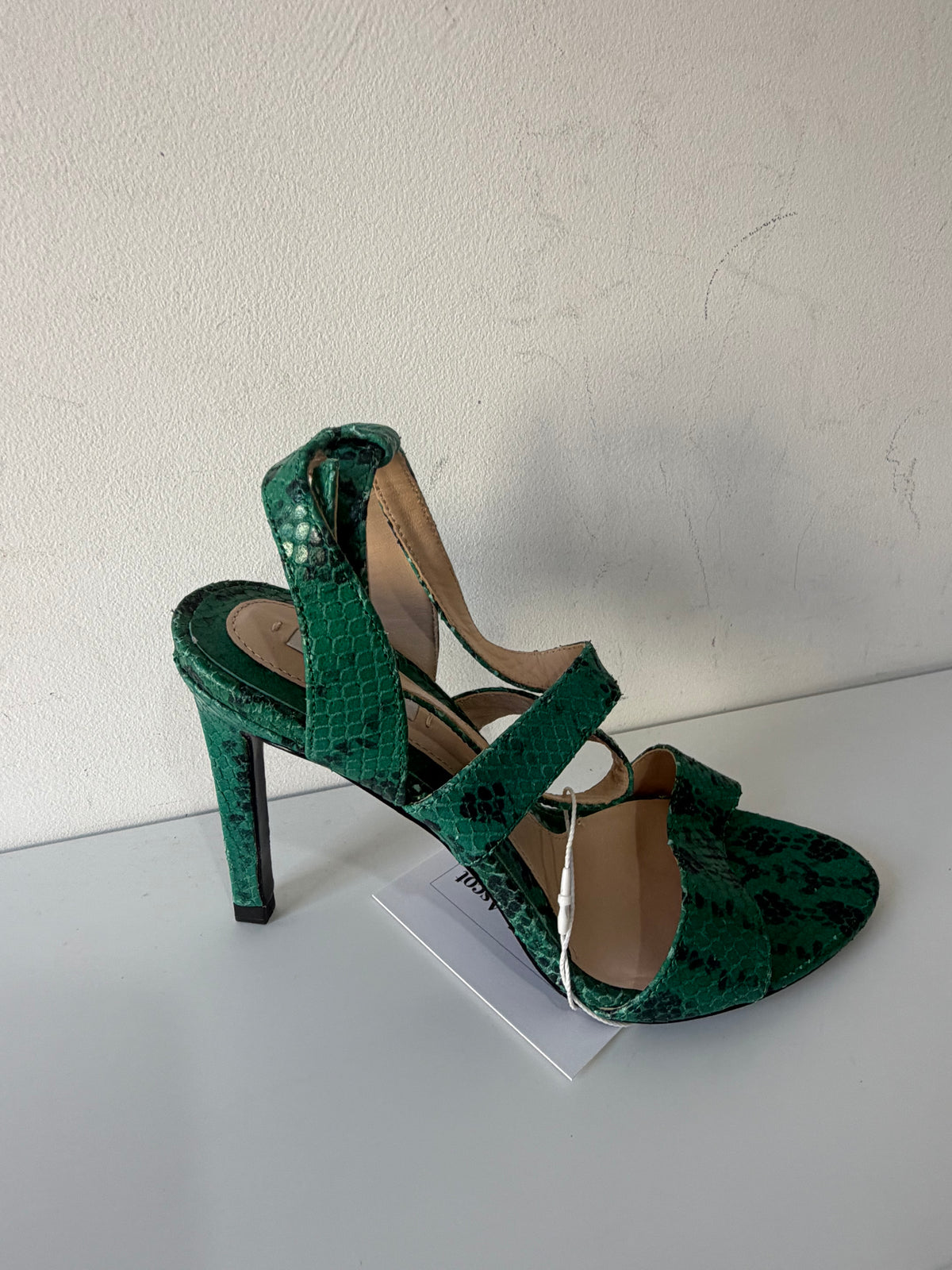Preloved, Green Snakeskin  Uterque Heels, Size 38 - UK 5