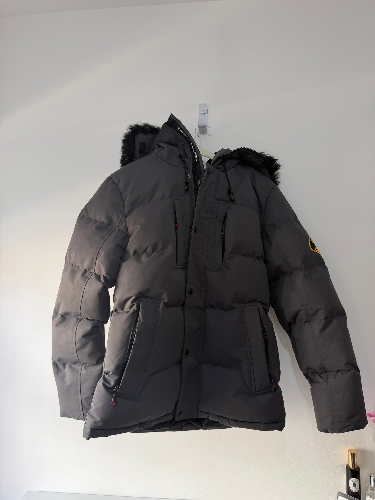Preloved Zavetti canada Puffer coat Size M Dark grey