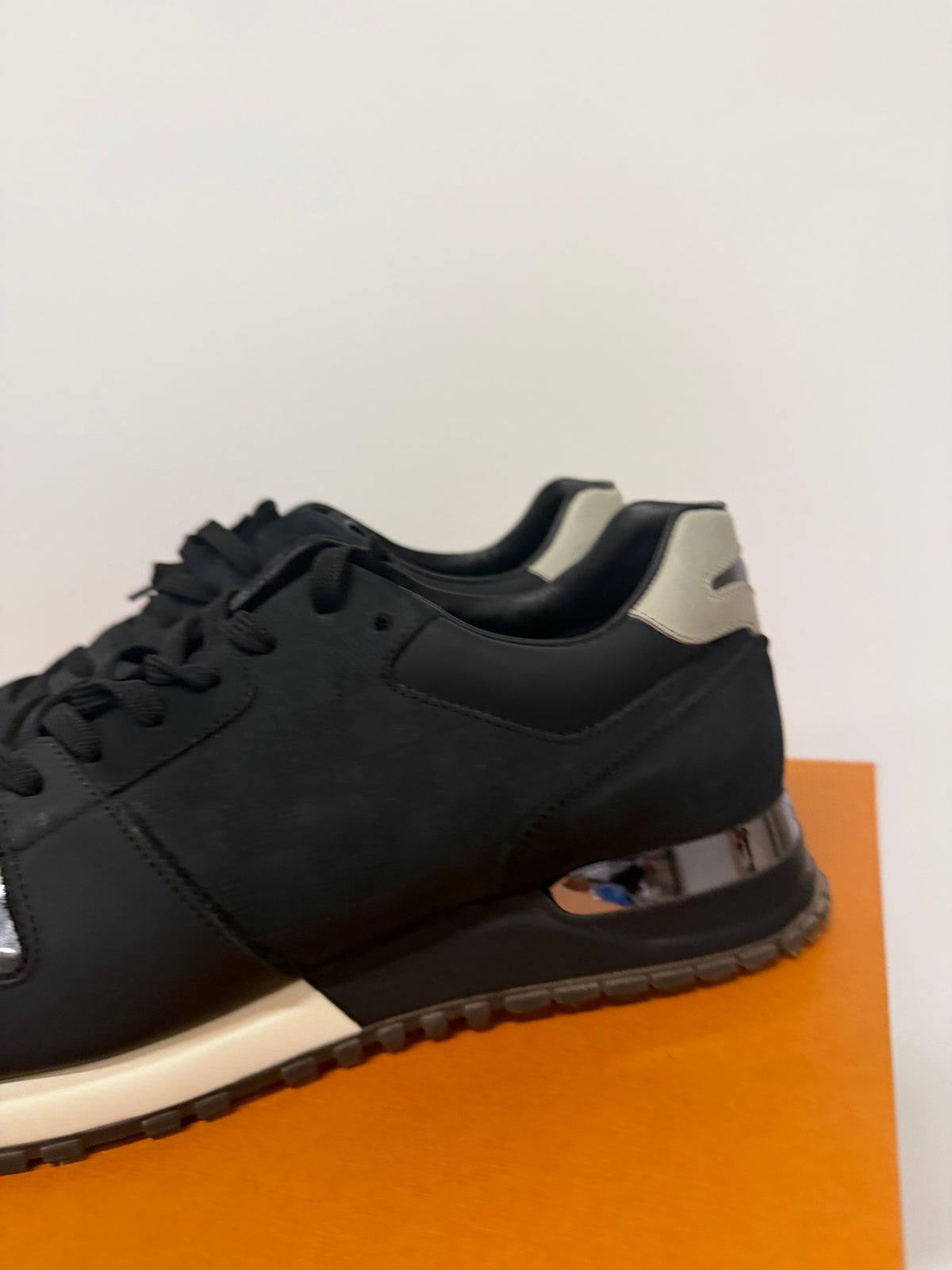Preloved Louis Vuitton Trainers Size 7.5/8 Black