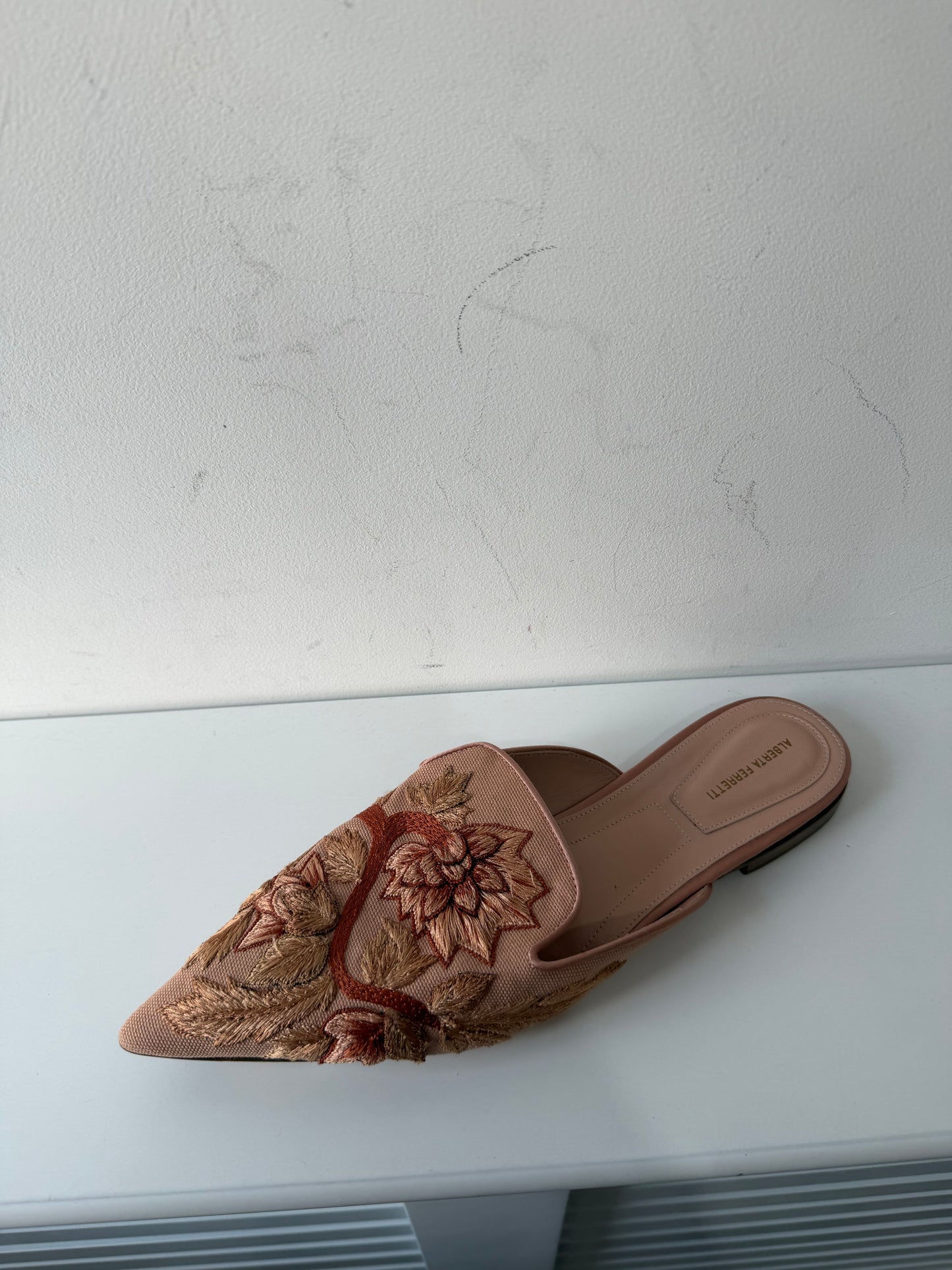 Preowned NEW Nude, Floral Alberta Ferretti Flats Loafers Open Back, Size 7 - 40