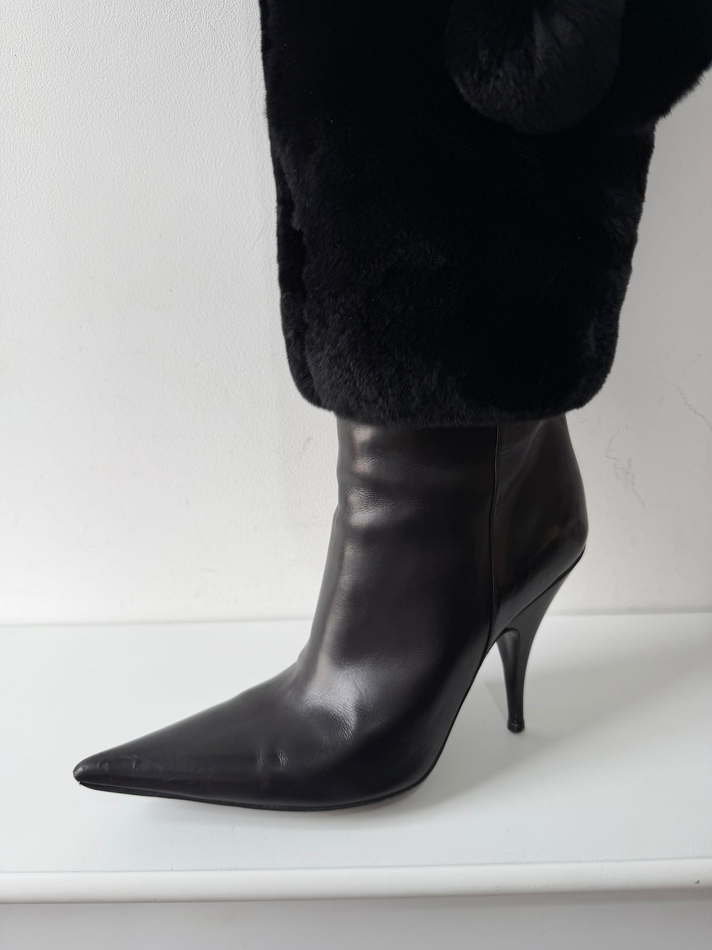 Preloved Dior Knee High Boots Size 5.5 Black Leather & Rabbit Fur