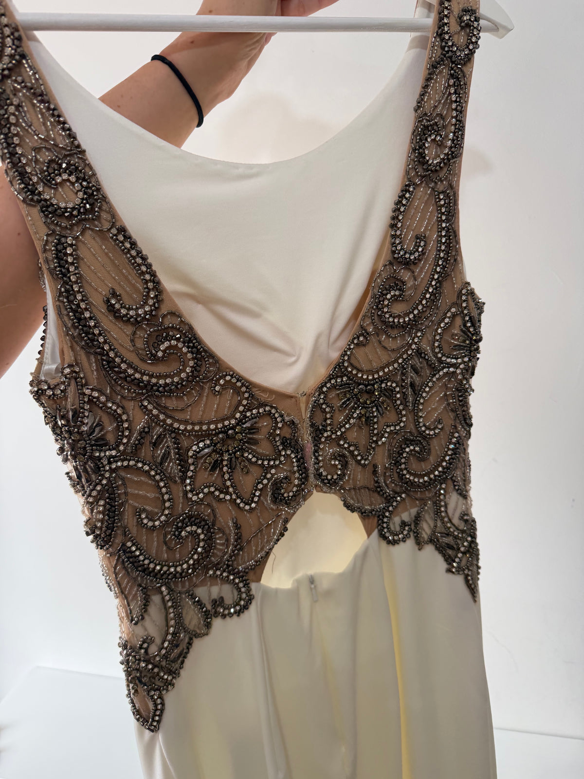 Preloved Forever unique Dress Size 10 White Embellished