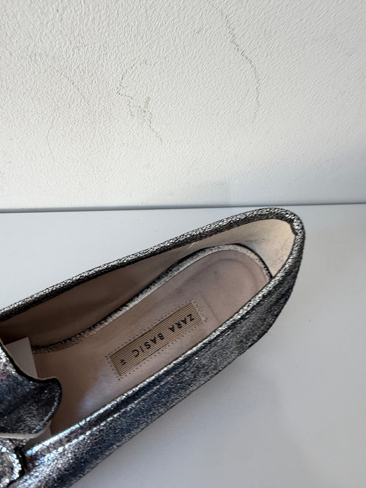 Preloved Zara Loafers Size 41 - UK 7.5/8 Silver