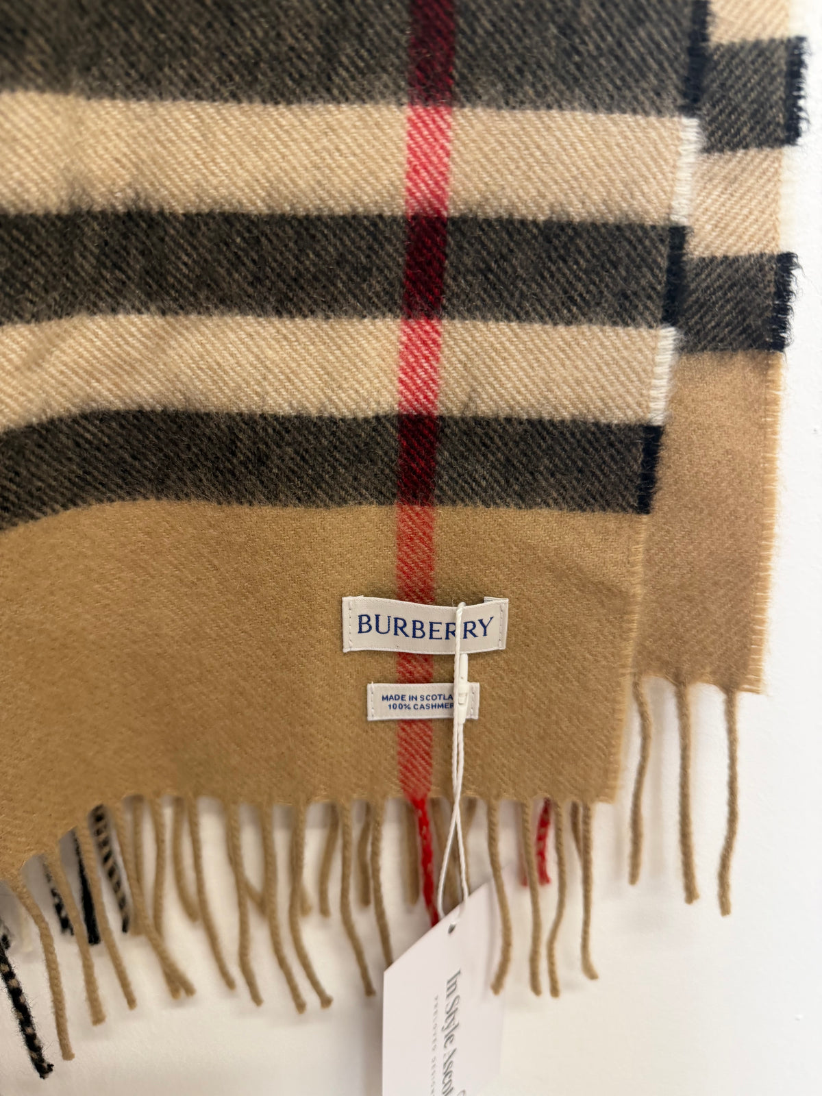 Preloved but NEW Burberry Cashmere Scarf Novacheck