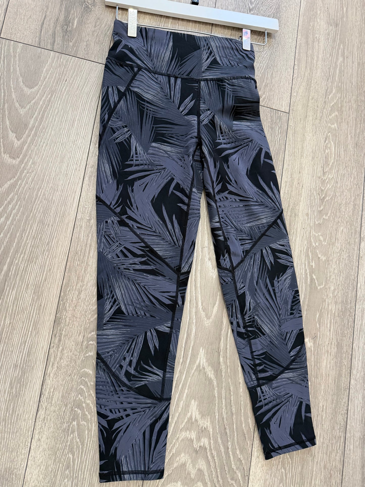 grey Pattern Sweaty Betty Small, Size small