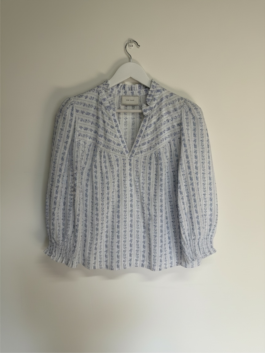 Preloved Neo Noir Blouse, Size 12 White and Blue