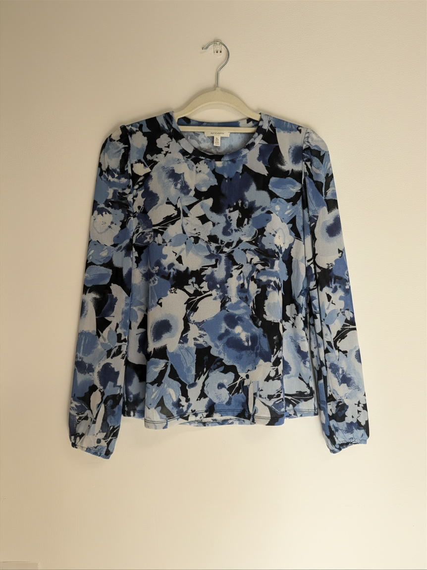 Preloved Kim & Cami Top, Size Medium Blue Floral