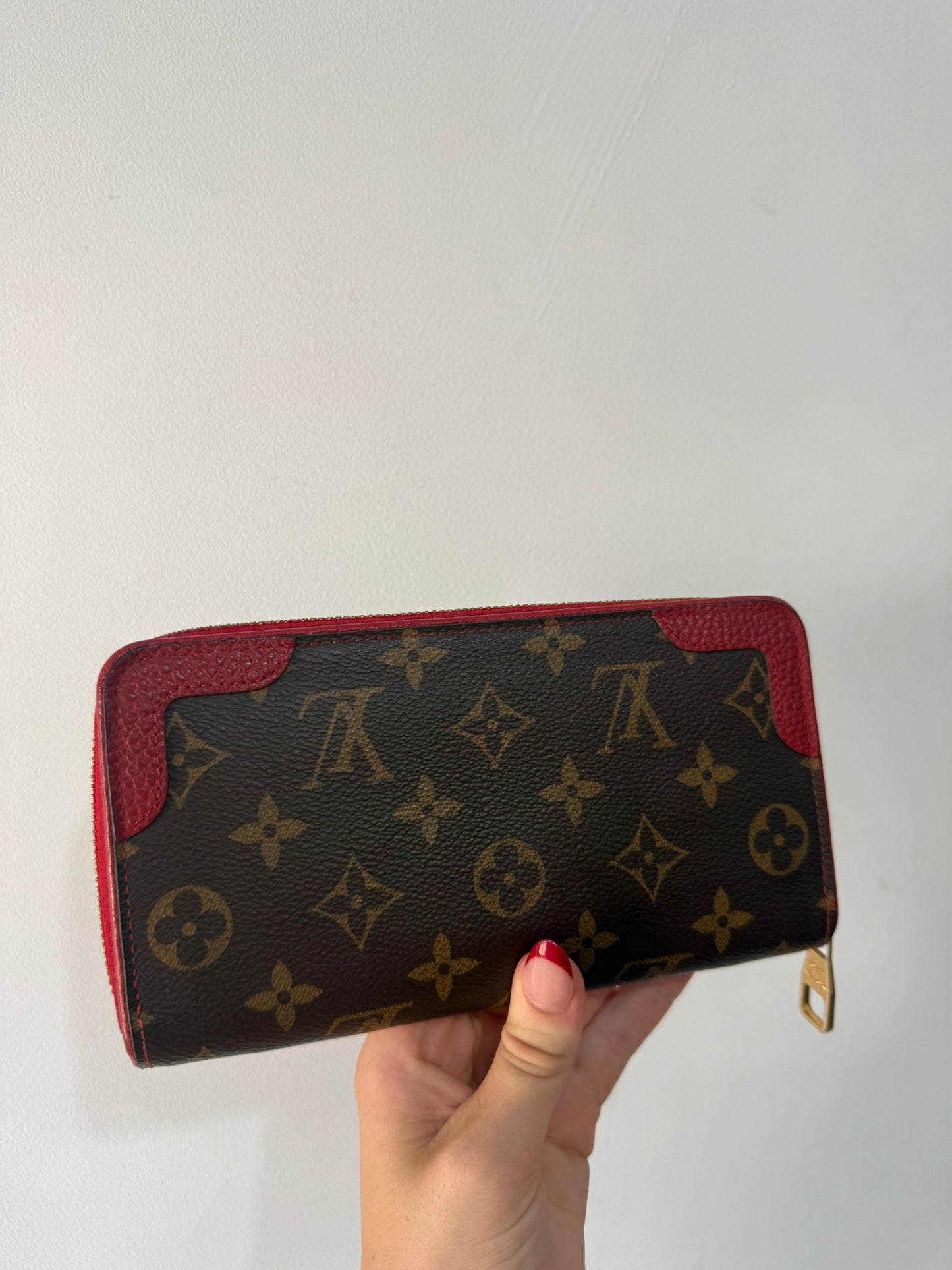 Preloved Red Louis Vuitton Purse, Medium