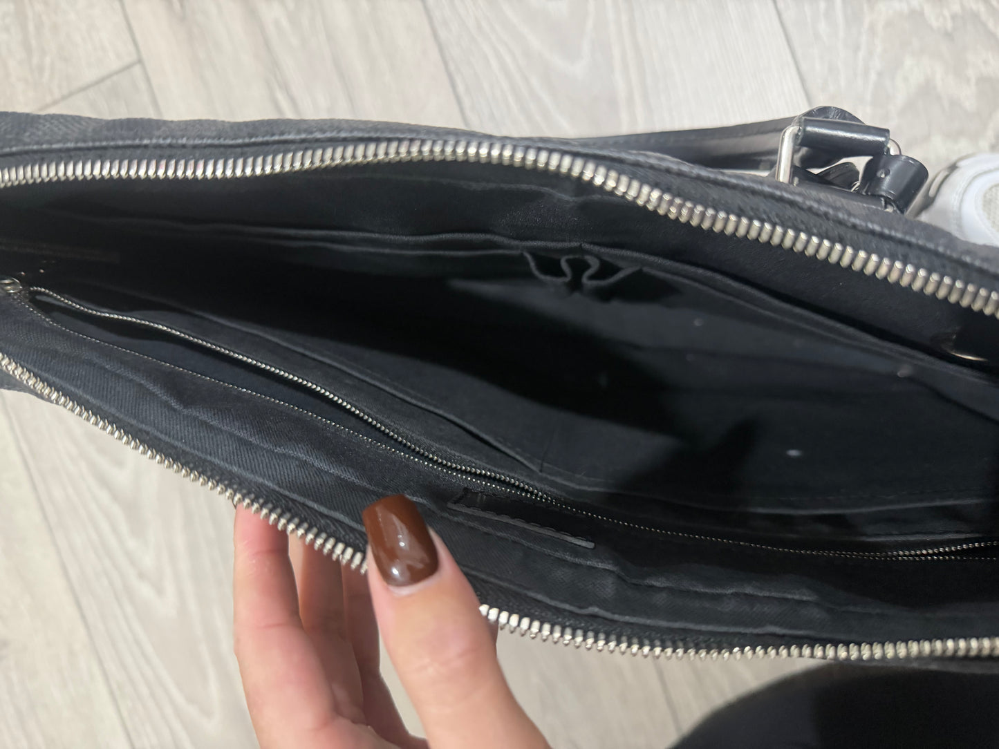 Damier Graphite Louis Vuitton Laptop Bag