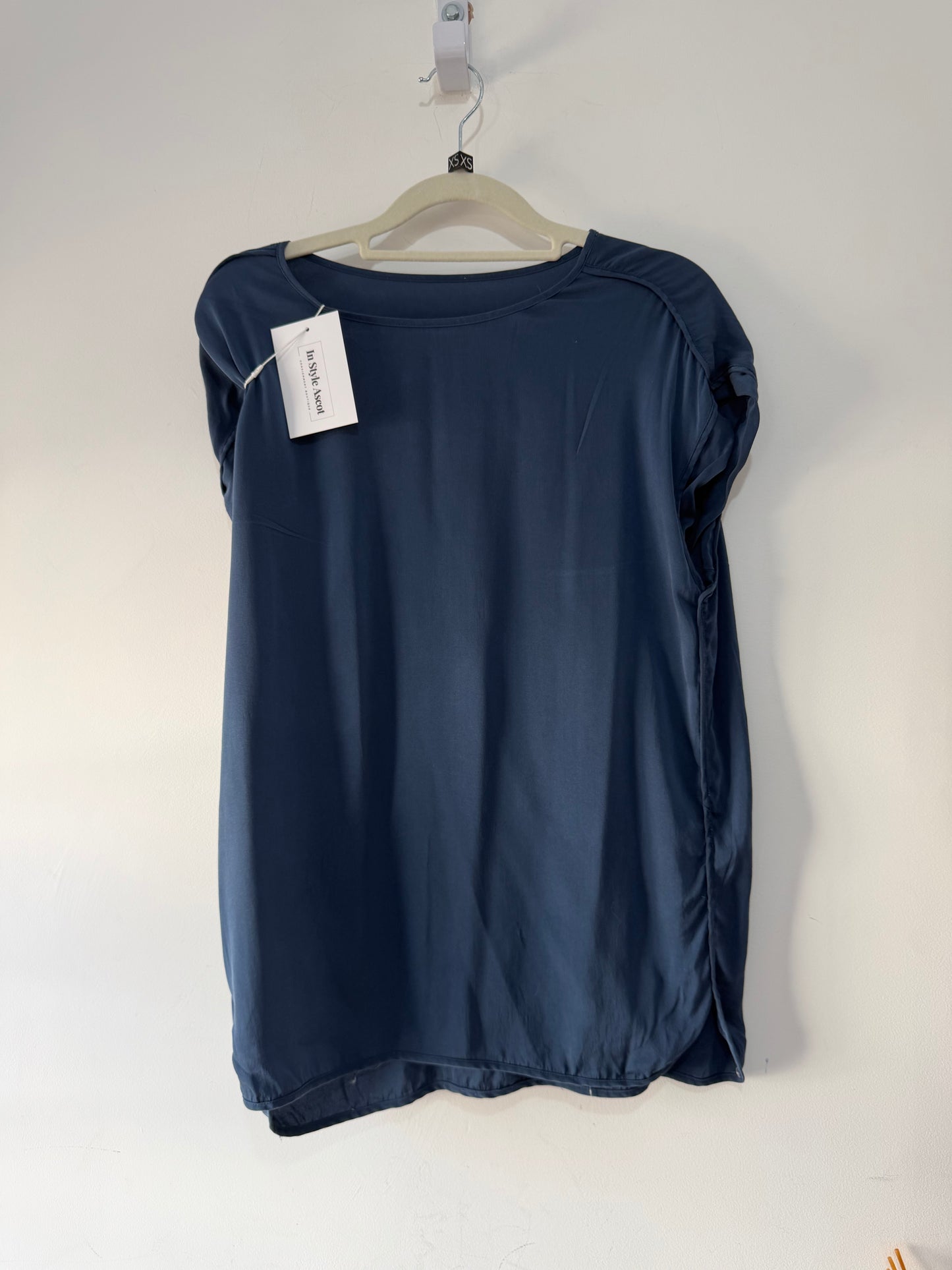 Preowned Navy By Malene Birger Silk Top, Size 6/8