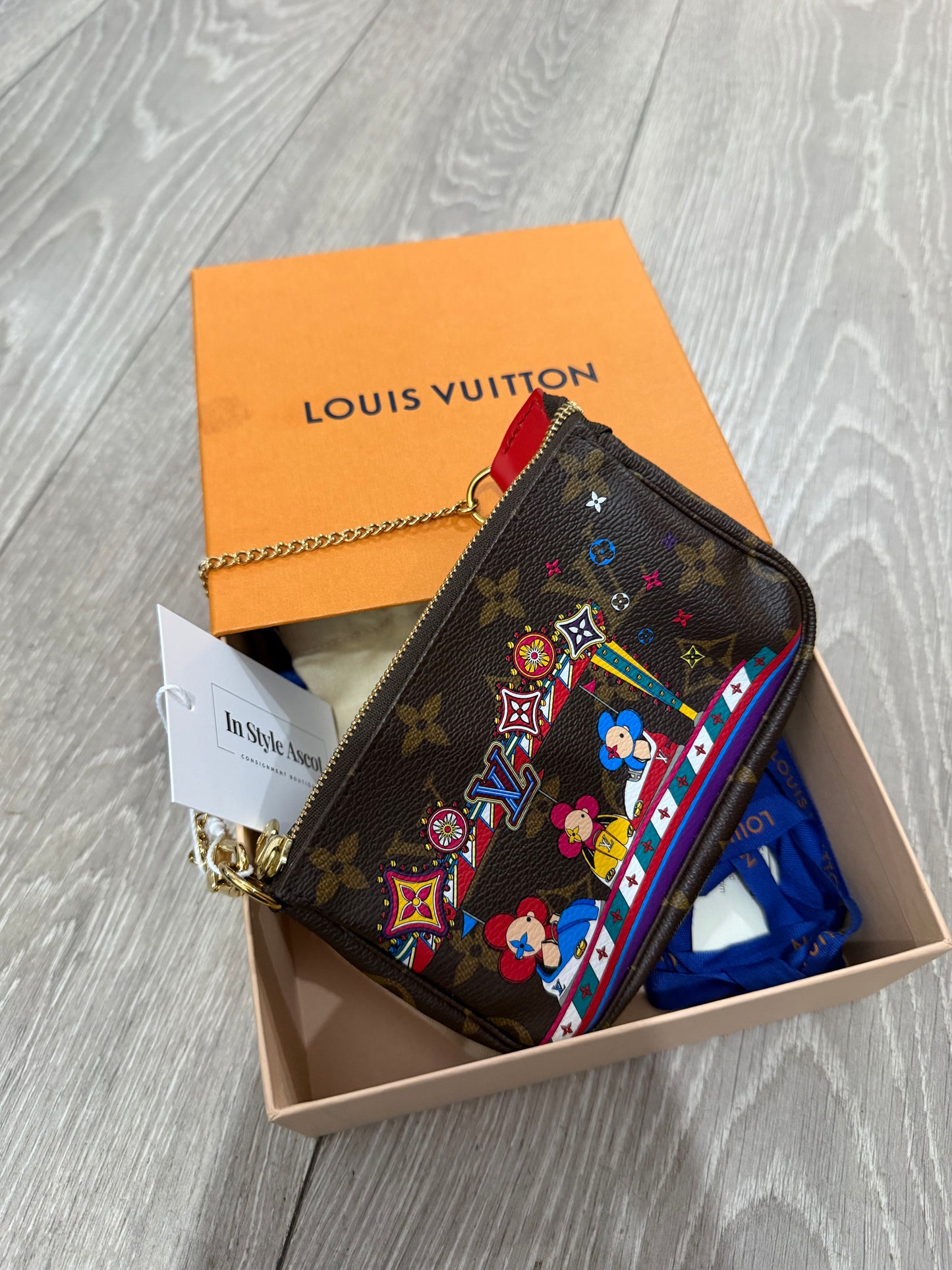 Pre-owned Vivienne Riding Bumpers Louis Vuitton Pochette, Boxed, Micro