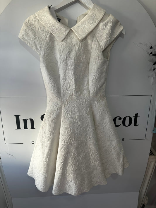 White Forever Unique Dress, Size 6
