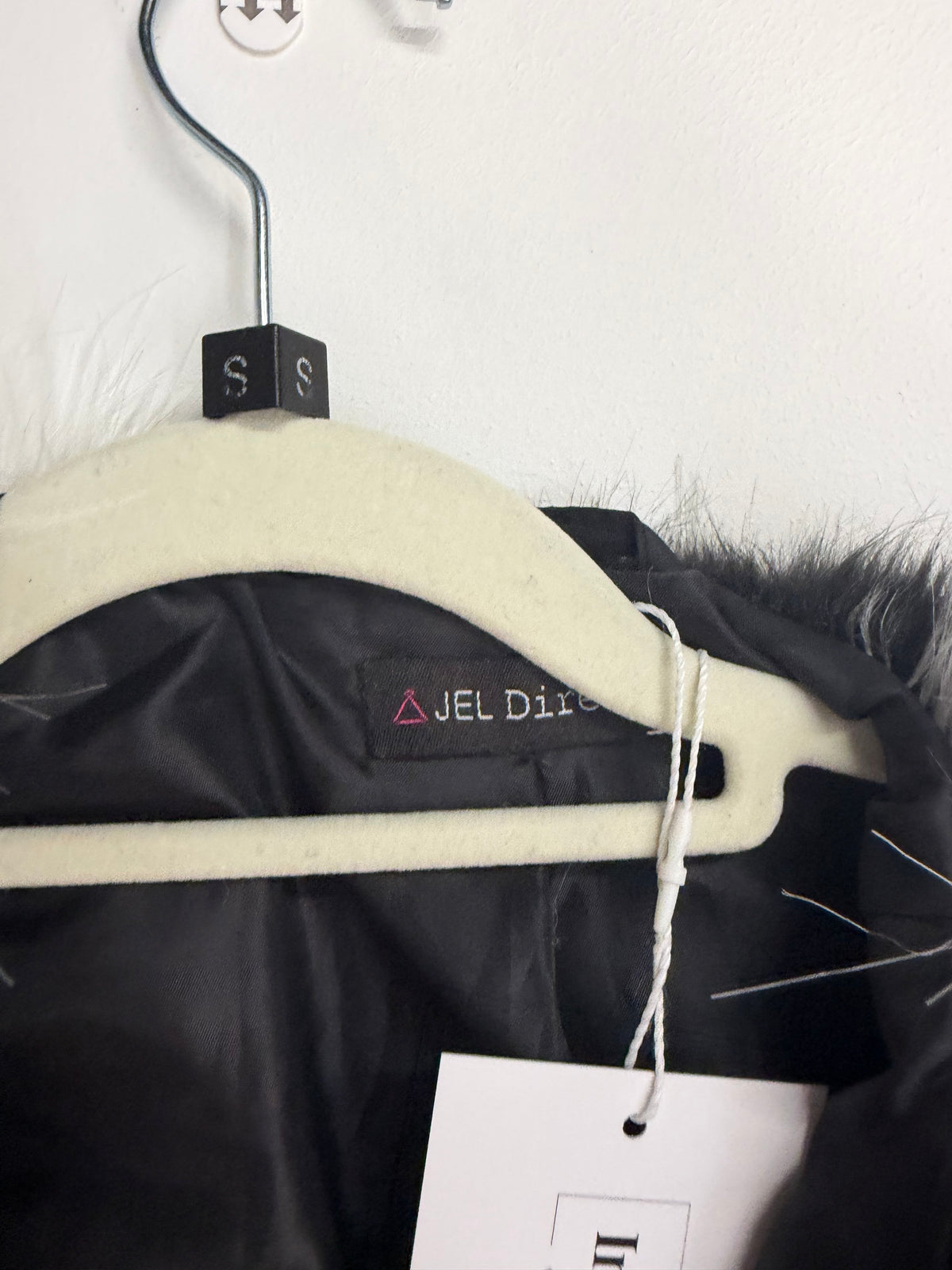 Preloved Faux Fur Coat White, grey and black, Size Small