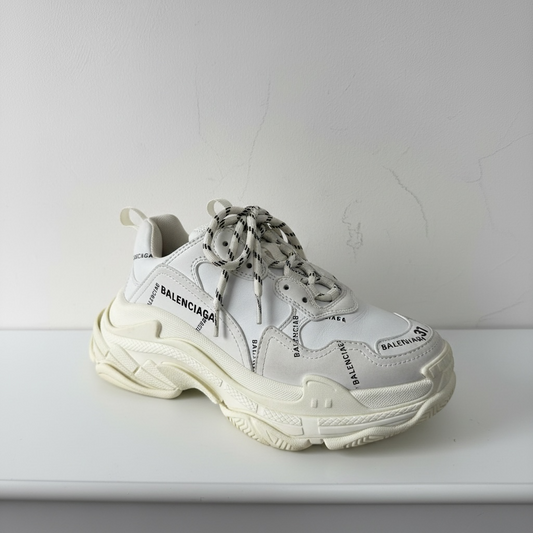 Preloved, White Balenciaga Sneakers Trainers Triple S, Size 37 UK 4