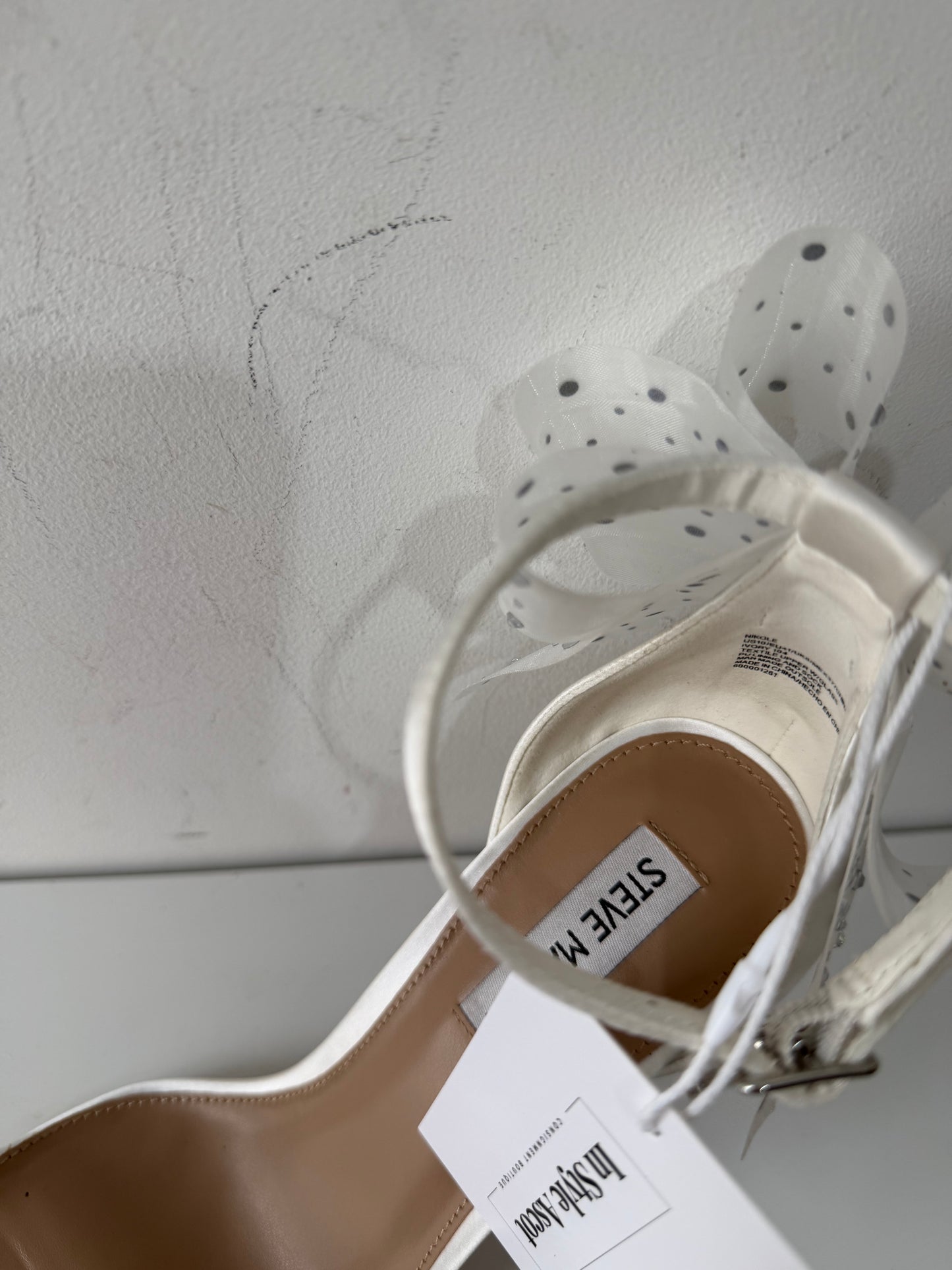 Preloved Steve madden Uk size 8 White