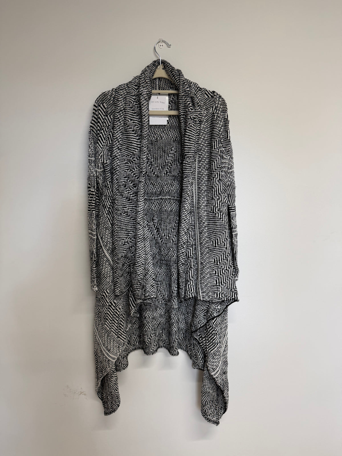 Preloved Maje Cardigan Size 1 - Oversized Size 8-10 Black and White