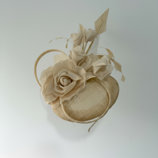 Preloved, NEW, Beige Snoxell & Gwyther Fascinator/Hat, Ascot