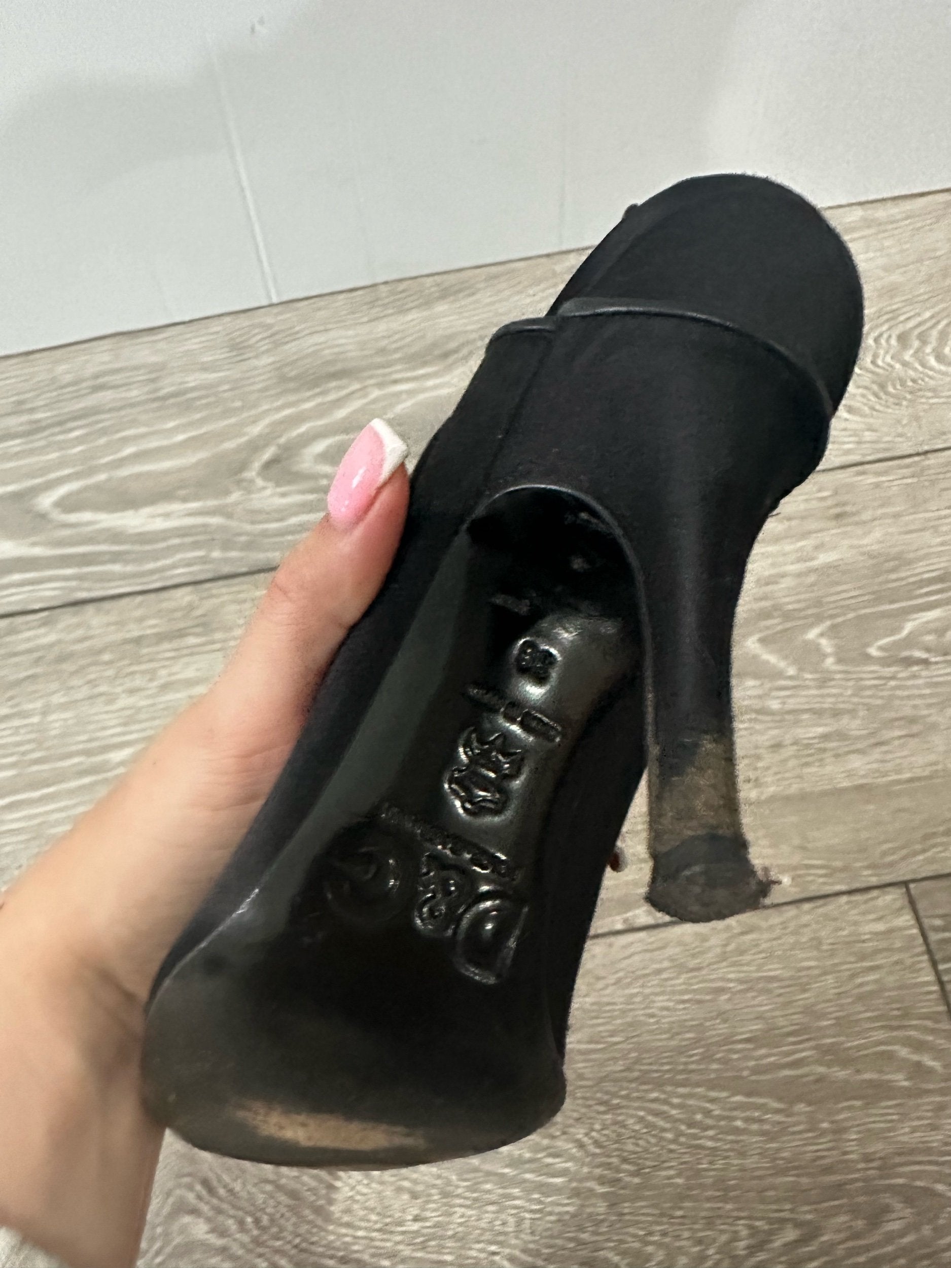 Dolce & Gabbana Heels - 5.5