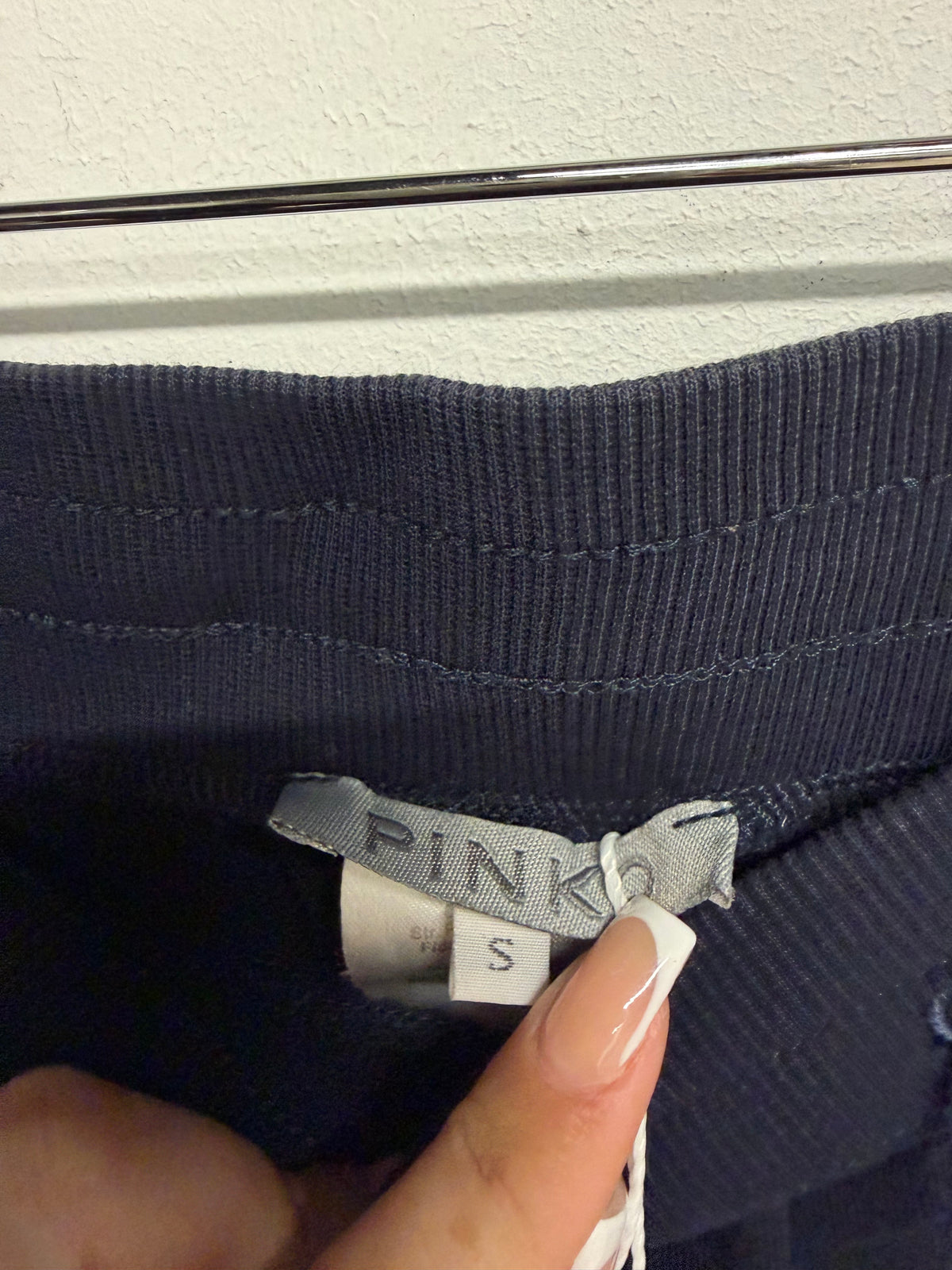 Preloved Pinko Joggers Size Small Navy