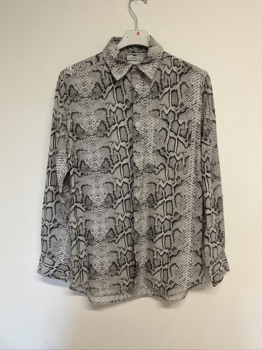 Preloved H&M Collab Shirt XS Snake Print White