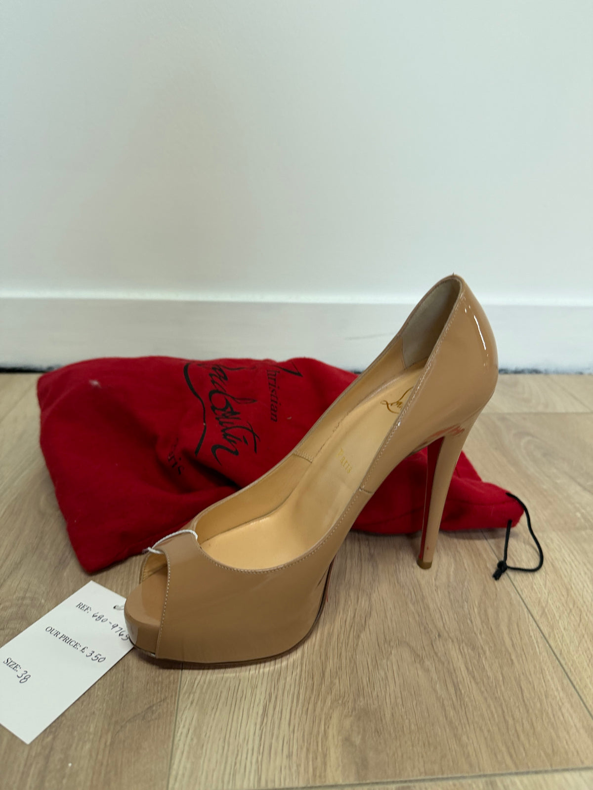 Preloved Christian Louboutin Heels EU 38 - UK 5 Beige Nude