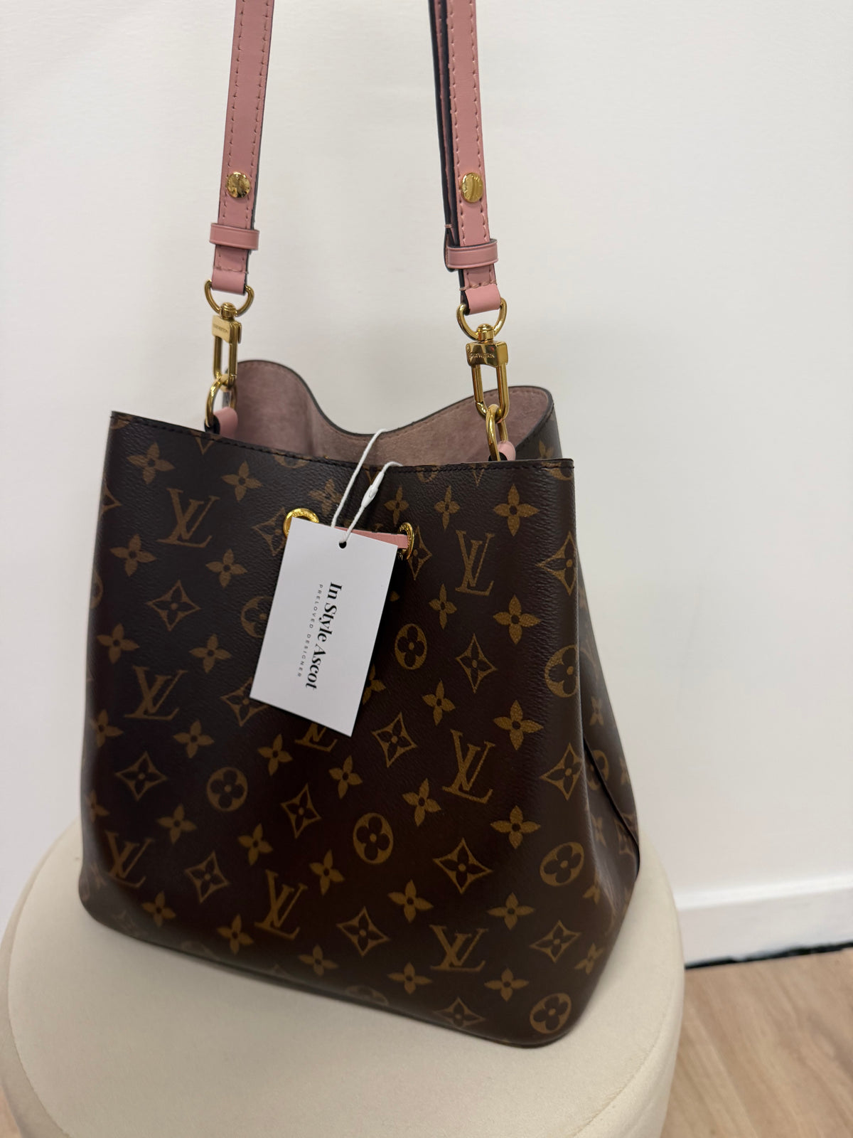 Preloved Louis Vuitton Bucket NeoNeo Handbag Monogram/Pink