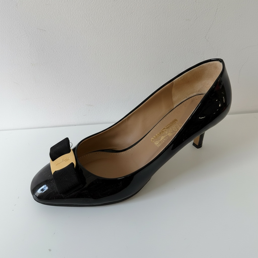 Preloved, Black Patent Salvatore Ferragamo Heels, Size 5.5 (5.5-6)