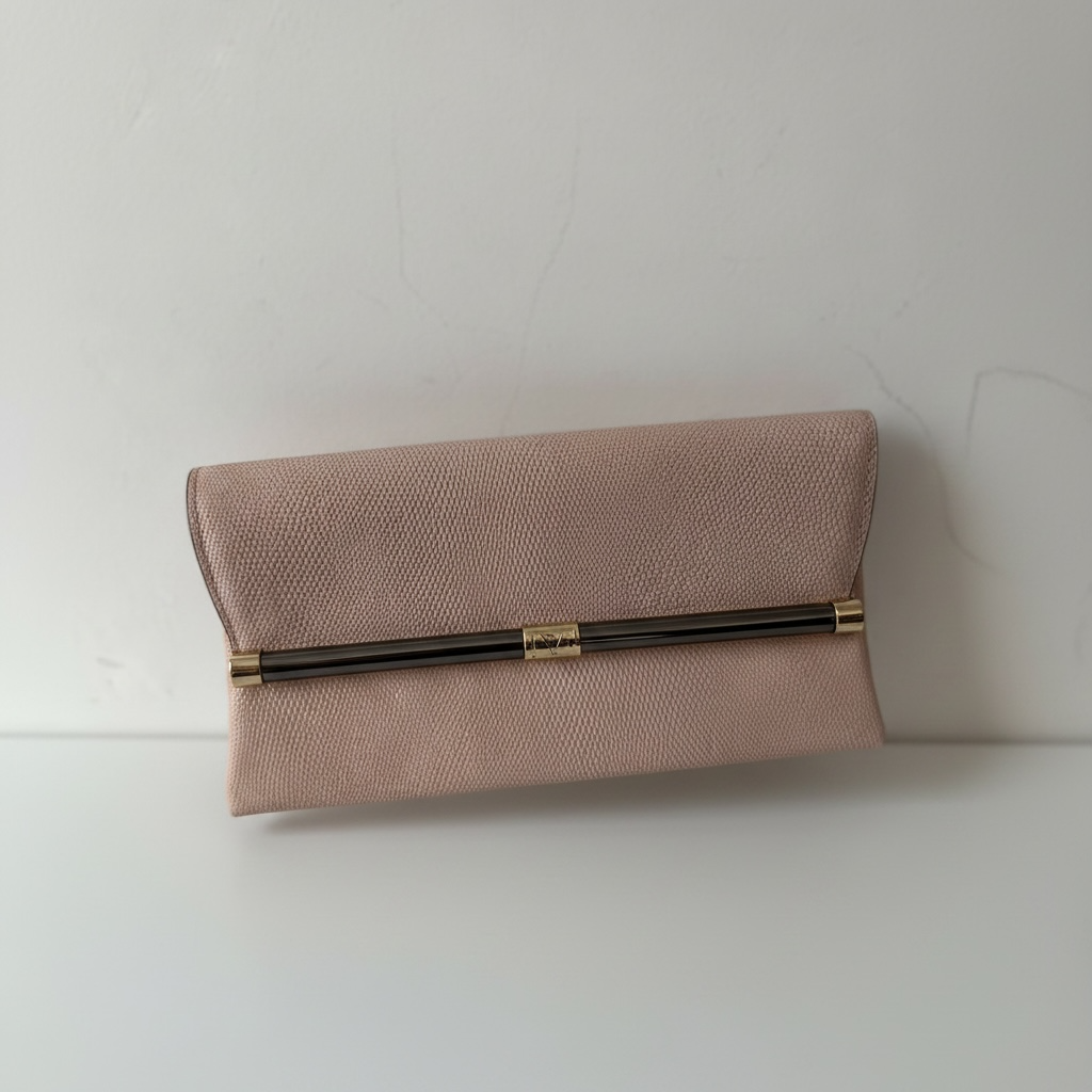 Preloved, Pink DVF Clutch
