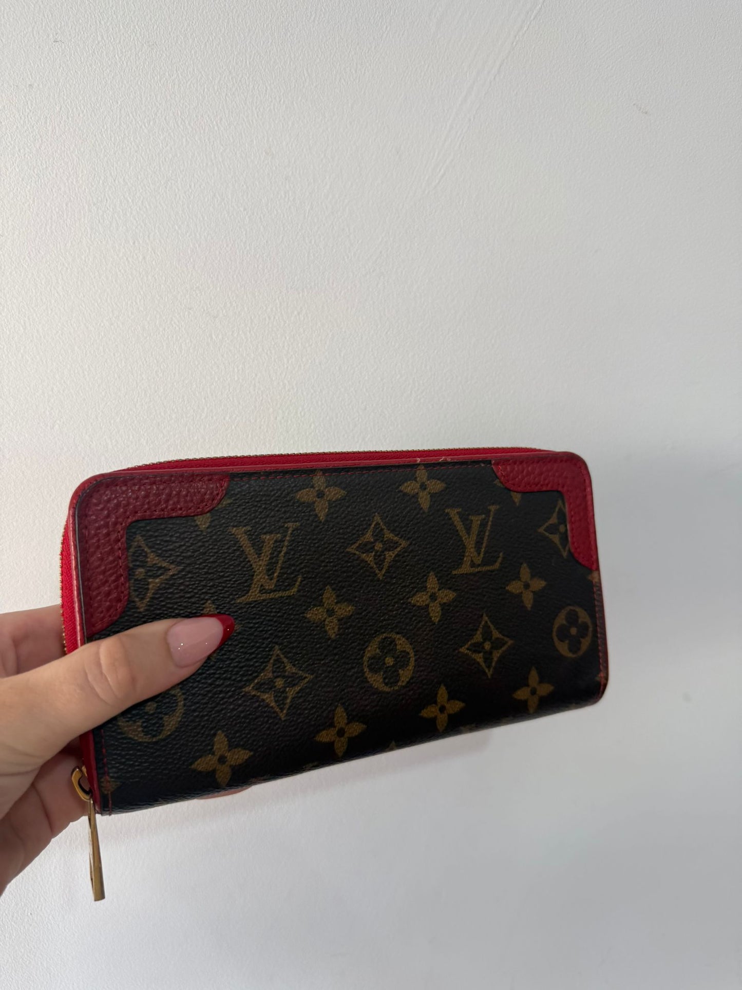 Preloved Red Louis Vuitton Purse, Medium