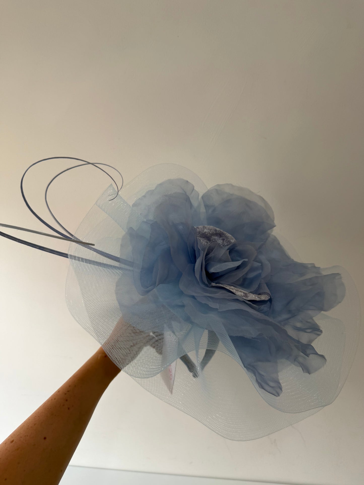 Preloved, Blue Snoxell & Gwyther Fascinator