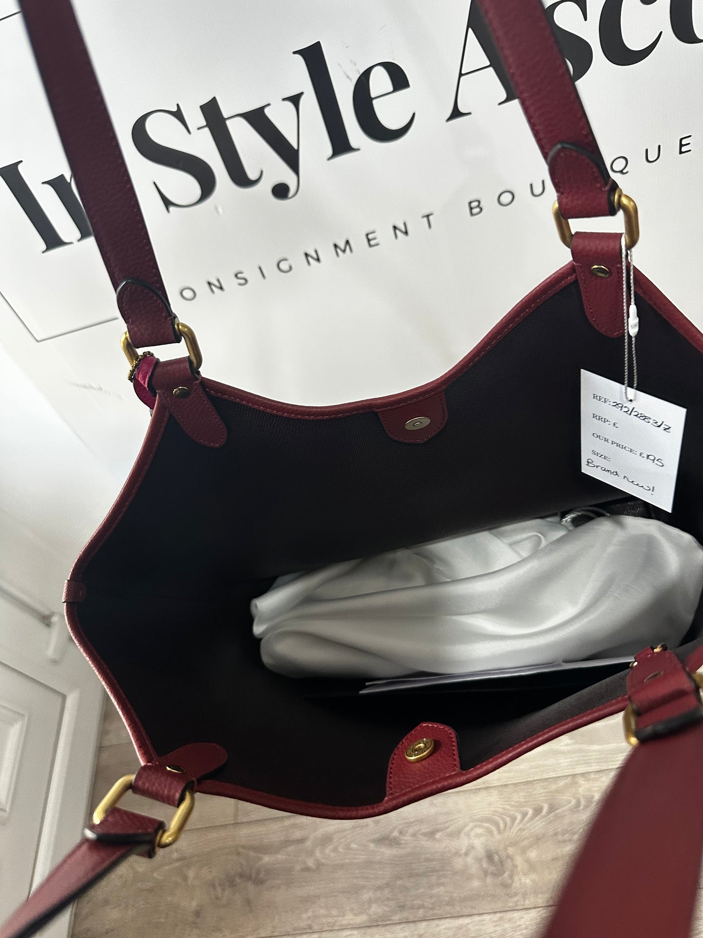 Light Burgundy Coach Handbag, Brand New Tote