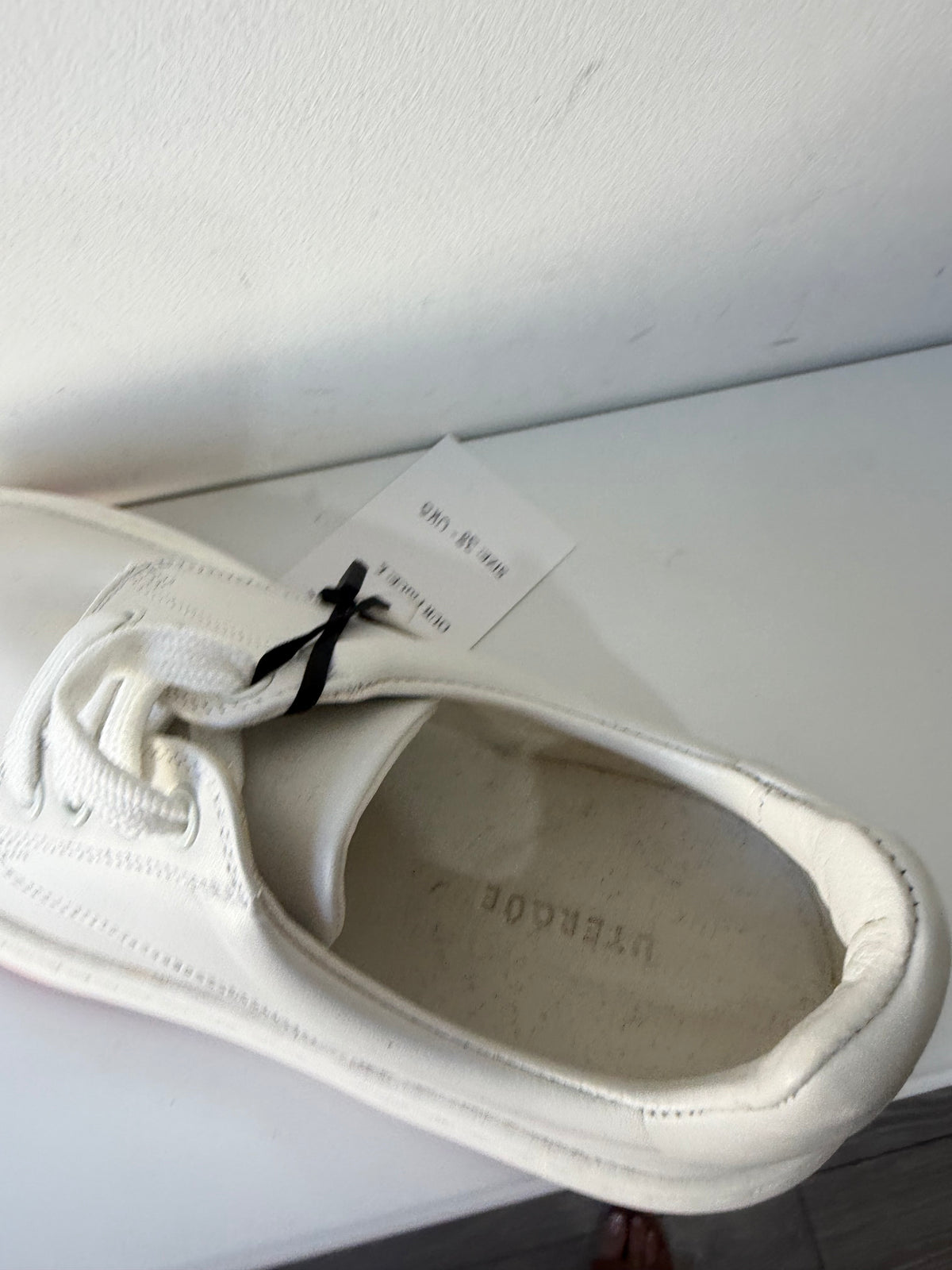 Preloved, White leather  Uterque Sneakers Trainers, Size 38 - UK 5