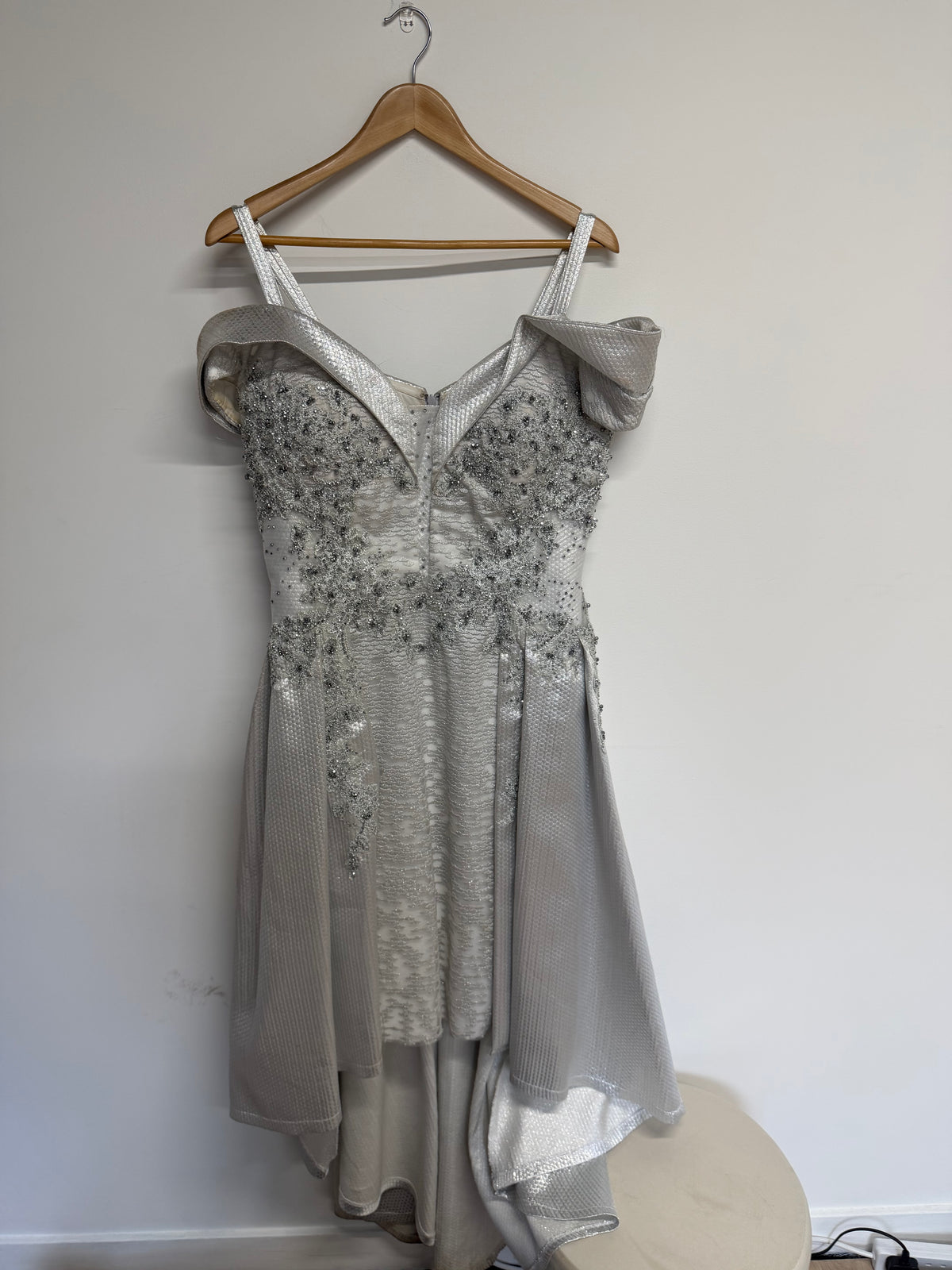 Preloved Debra Chigwell Dress Size 16/18 Silver