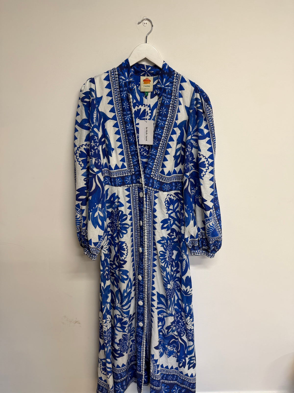 Preloved Farm Rio Dress Size medium Blue and White