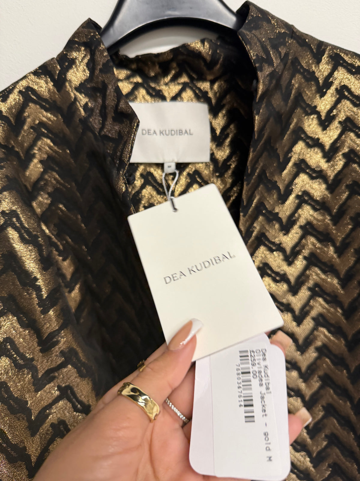 Preloved Dea Kudibal Jacket Medium Black and Gold