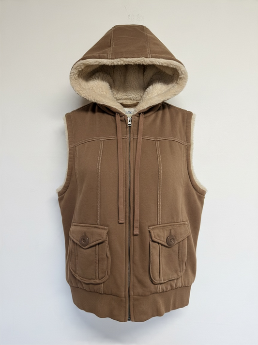 Preloved Gap Gilet Size Medium Brown