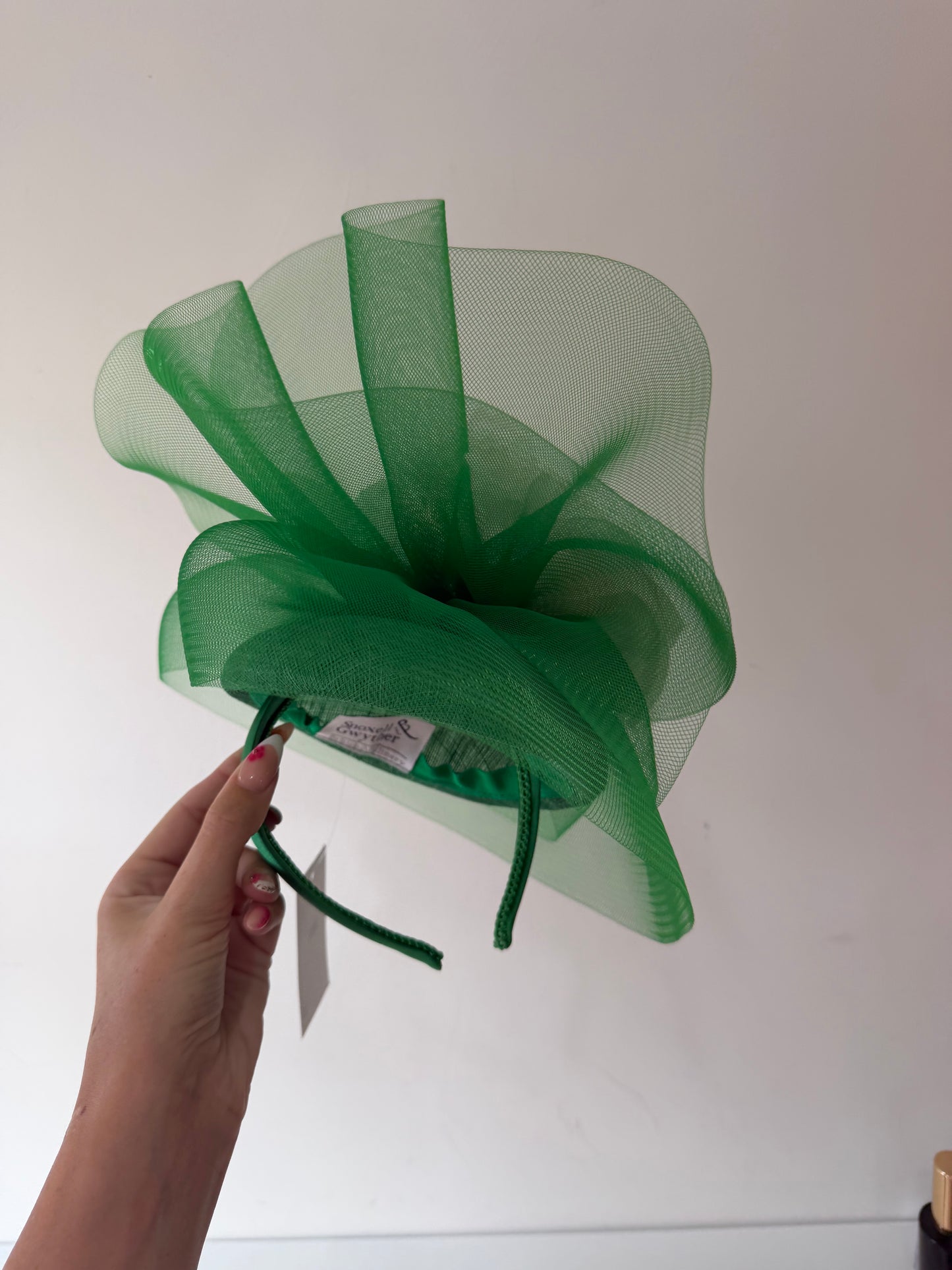 Preloved, Green Snoxell & Gwyther Fascinator