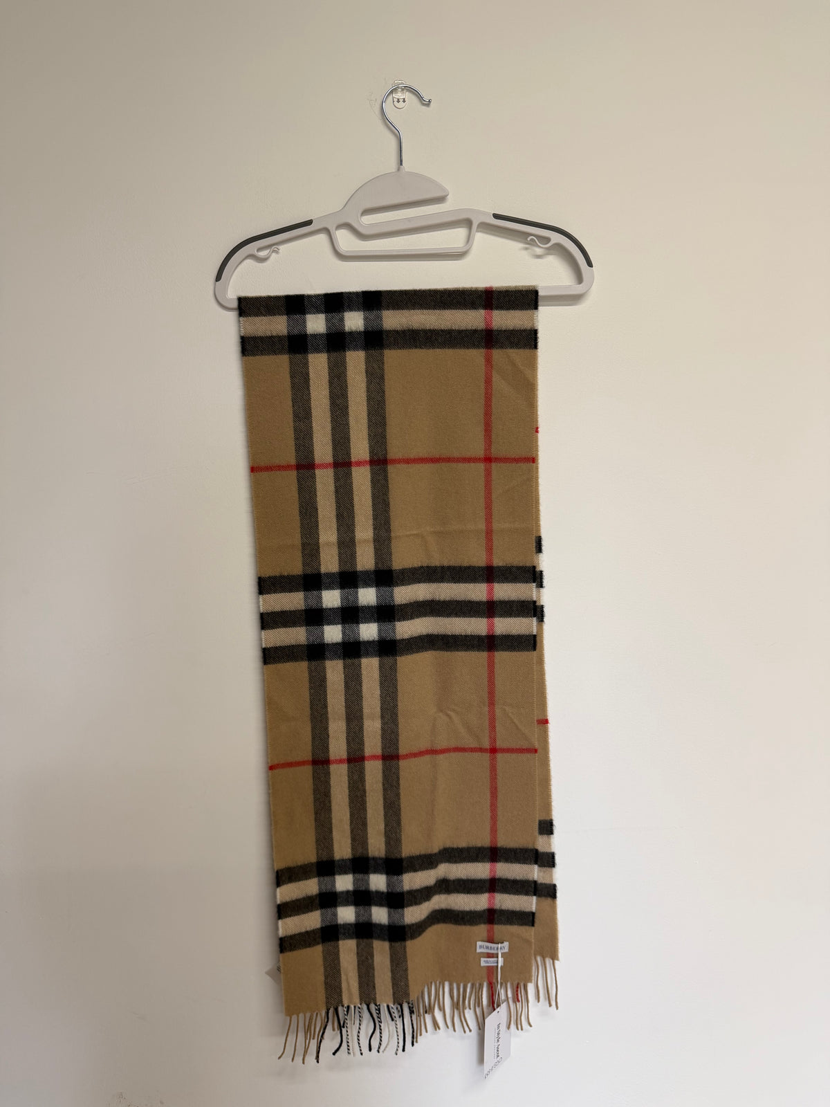 Preloved but NEW Burberry Cashmere Scarf Novacheck